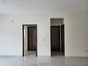 Room in 3 BHK Apartment at DSR Highland Greenz, Doddakannelli – for Sale