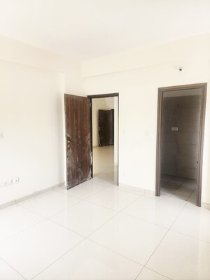 Room in 3 BHK Apartment at DSR Highland Greenz, Doddakannelli – for Sale