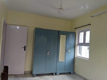 Room in 2 BHK Apartment at Hiranandani Garden Eden 2, Powai – for Rent
