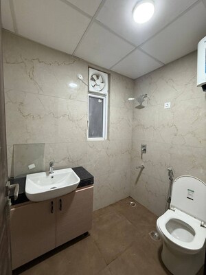 Bathroom in 3.5 BHK Builder Floor at Smart World Gems, Sector 89 – for Sale