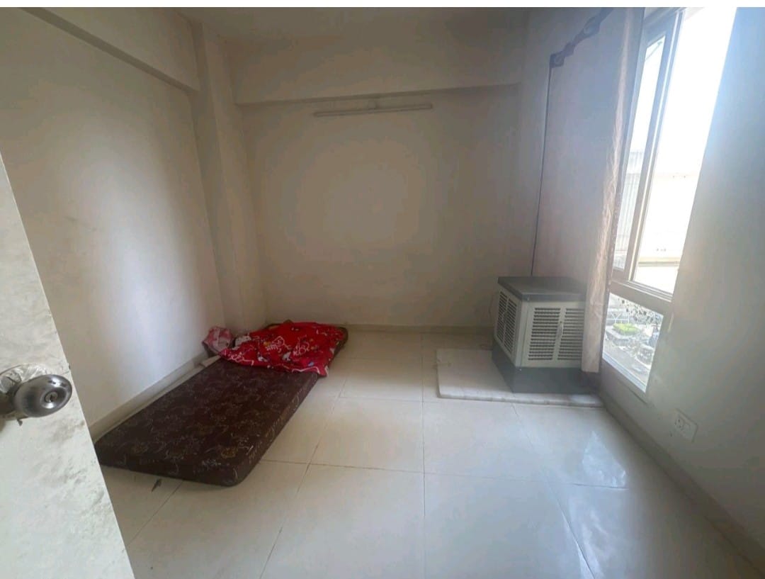 4 BHK + Servant Room 2410 Sq.Ft. Apartment in Emaar Palm Terraces Select