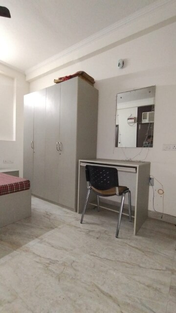 Bathroom in 1 RK Builder Floor at Luxury Villa, Sector 30 – for Rent