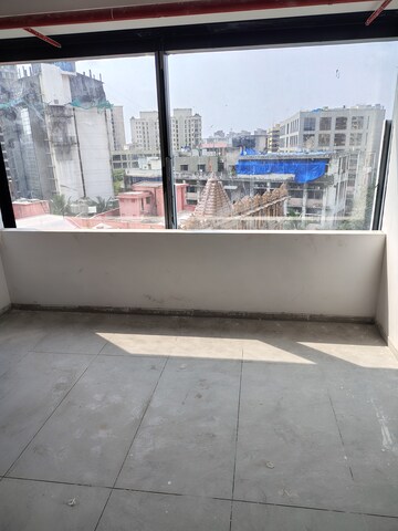 Furnished Amenities in  Office Space at Bhoomi 9 Business Bay, Malad West – for Rent