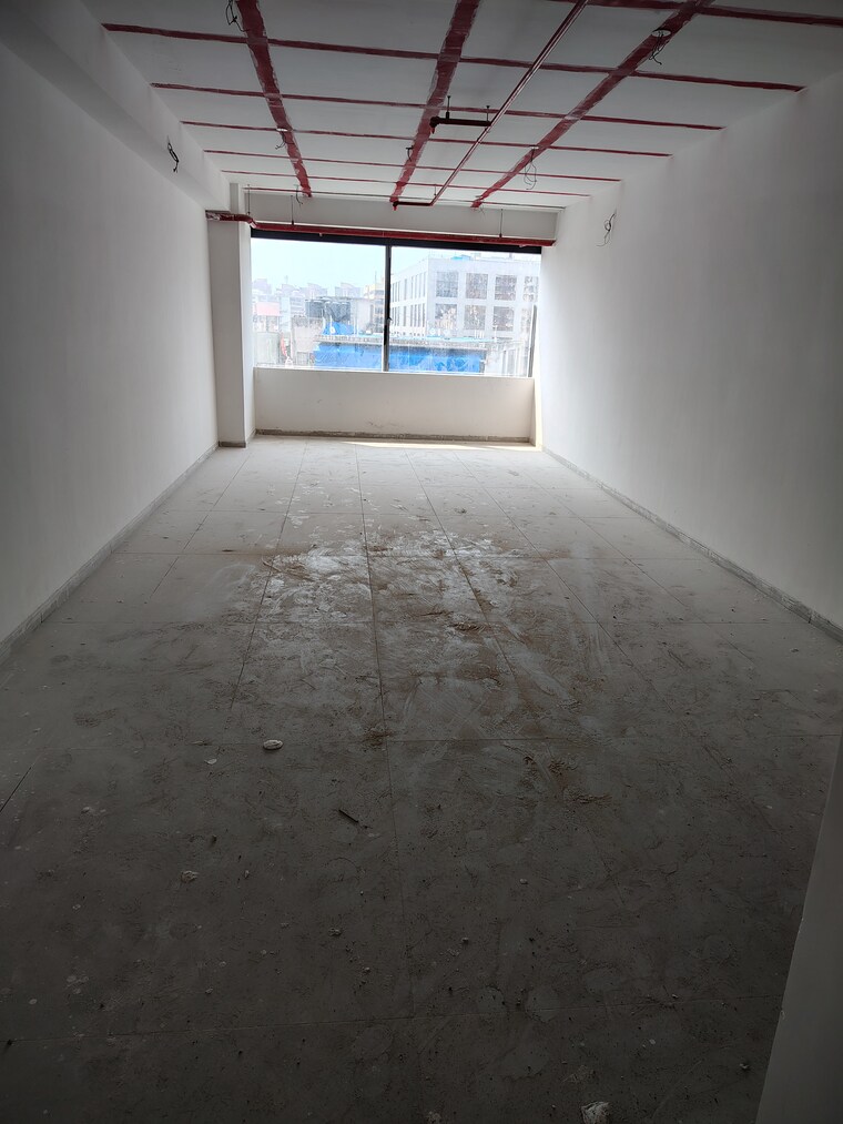 Room, bhoomi-9-business-bay Commercial Office Space 484 Sq.Ft. In Malad West Mumbai 9204050