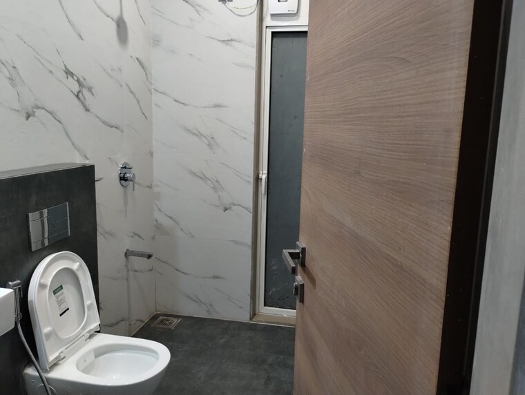 Bathroom, andheri west 3 Bedroom 1800 Sq.Ft. Apartment In Andheri West Mumbai 9210417