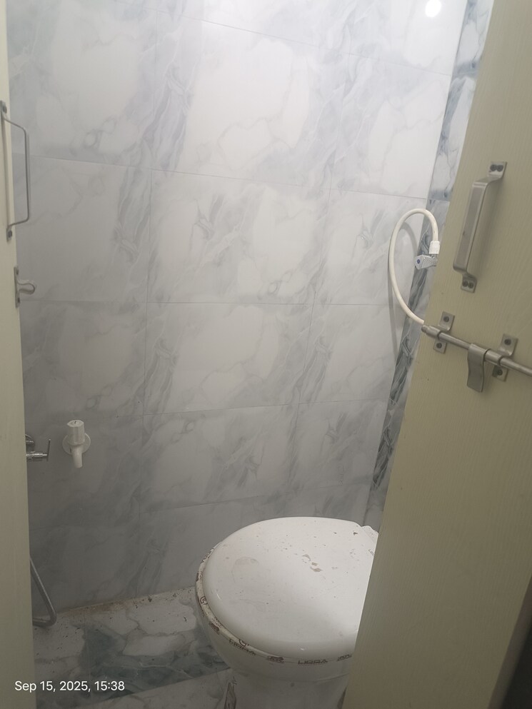 Bathroom, dhayari 2 Bedroom 800 Sq.Ft. Apartment In Dhayari Pune 9210616