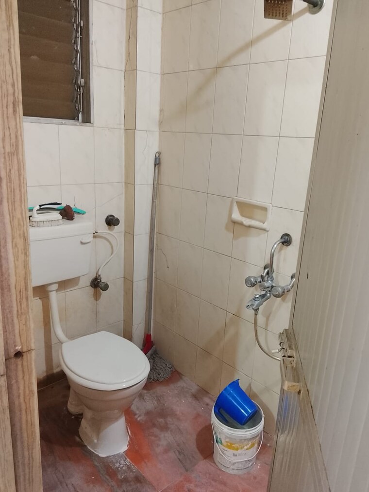 Living Room, dadar west 1 RK 300 Sq.Ft. Apartment In Dadar West Mumbai 9210740