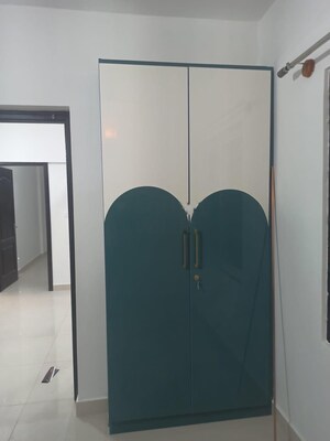 Furnished Amenities in 3 BHK Apartment at Shriram Liberty Square, Electronic City Phase ii – for Rent