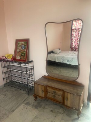 Living Room in 1 RK Apartment at Sector 15 – for Rent