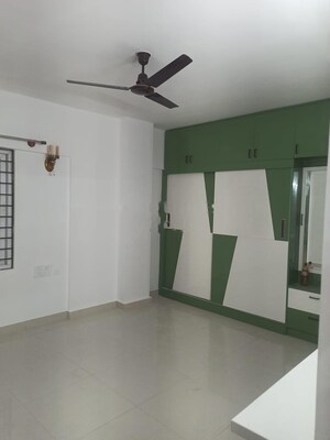 Room in 3 BHK Apartment at Shriram Liberty Square, Electronic City Phase ii – for Rent