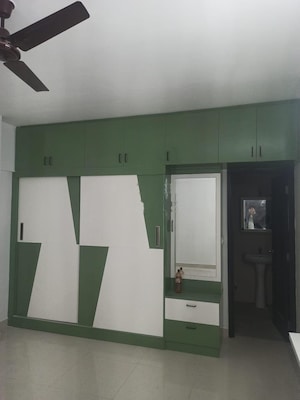 Room in 3 BHK Apartment at Shriram Liberty Square, Electronic City Phase ii – for Rent