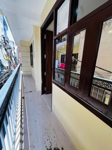 Balcony in 2 BHK Builder Floor at Saket – for Rent