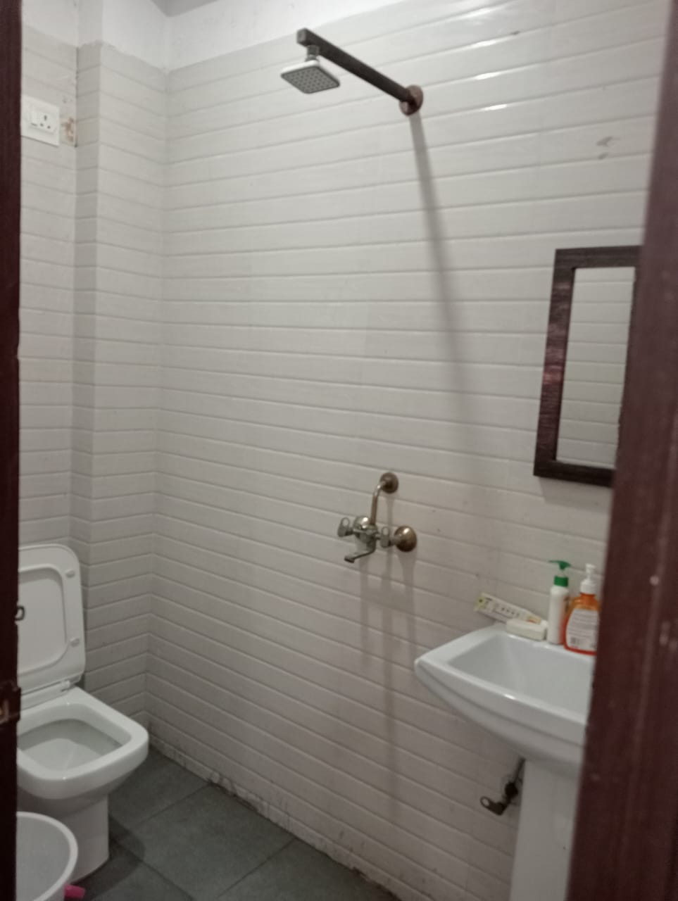 1 BHK Builder Floor For Rent in Palm Residency Chhatarpur