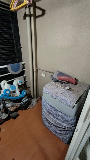 Bedroom in 2 BHK Apartment at Wadgaon Sheri – for Rent