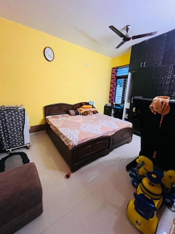 Bedroom in 2 BHK Apartment at Indiranagar – for Rent