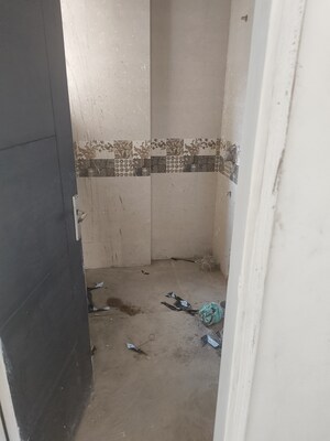 Bathroom in 3 BHK Builder Floor at Signature Global Park, Sohna Sector 36 – for Sale