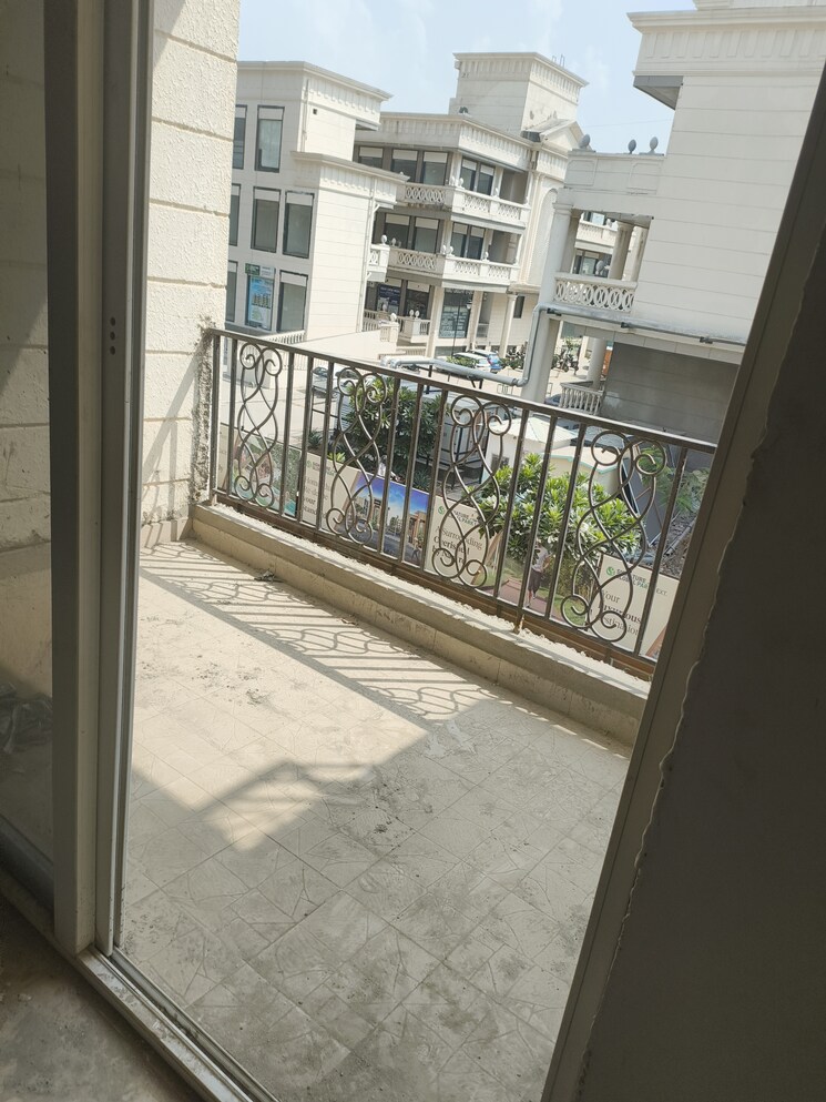 Balcony, signature-global-park 3 Bedroom 1550 Sq.Ft. Builder Floor In Sohna Sector 36 Gurgaon 9210818