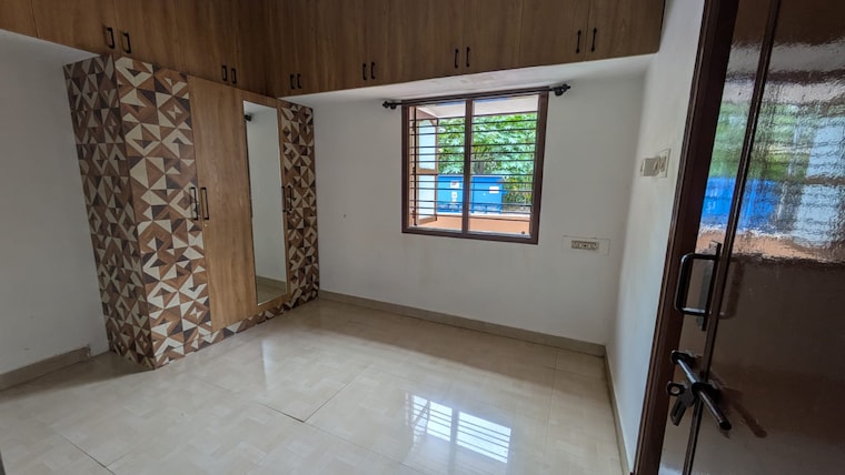 Room, indiranagar 2 Bedroom 1200 Sq.Ft. Independent House In Indiranagar Bangalore 9210824