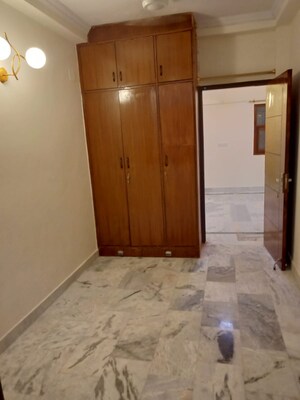 Room in 3 BHK Builder Floor at Malviya Nagar – for Rent