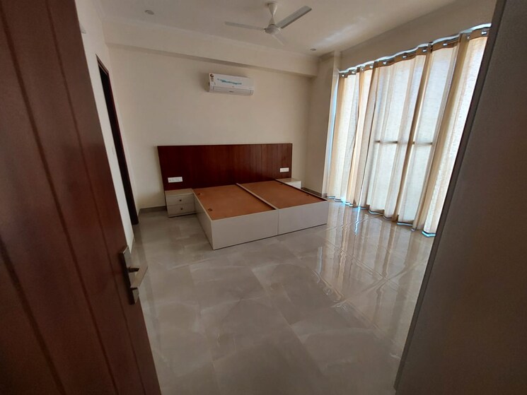 Nearby, sector 8 3 Bedroom 2850 Sq.Ft. Builder Floor In Sector 8 Panchkula 9210911