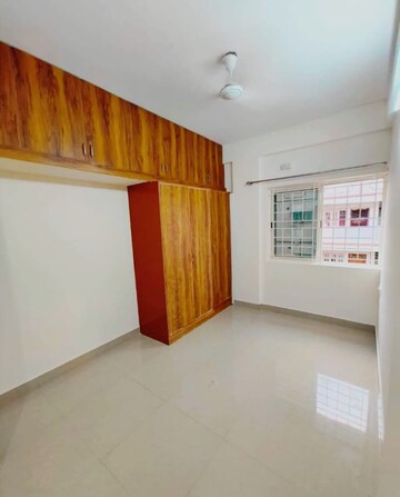 Room in 2 BHK Apartment at Indiranagar – for Rent
