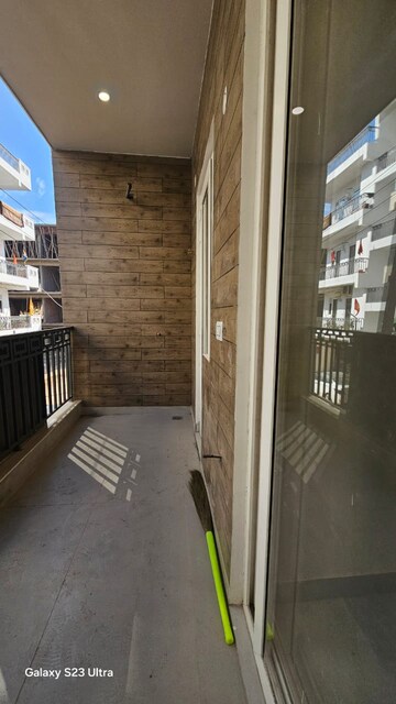 Balcony in 3 BHK Apartment at Pir Machalla – for Rent