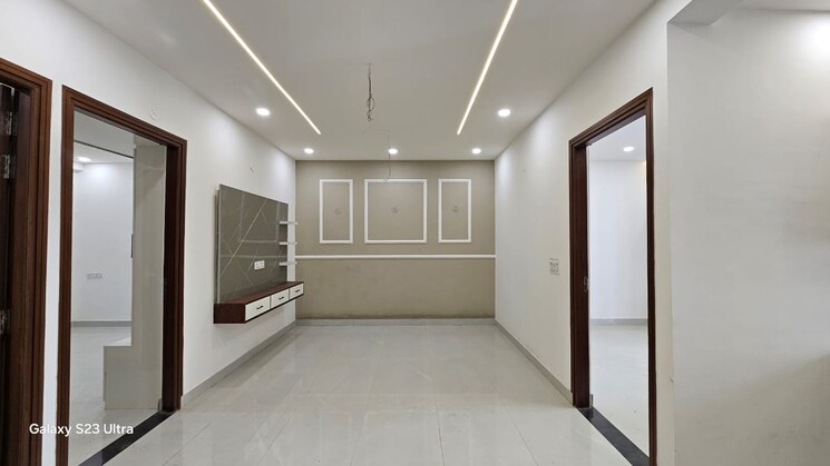 Room, pir machalla 3 Bedroom 2200 Sq.Ft. Apartment In Pir Machalla Zirakpur 9211002