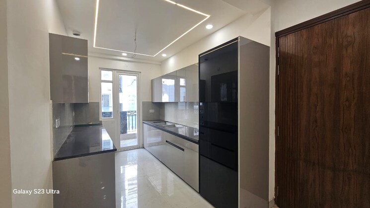 Kitchen, pir machalla 3 Bedroom 2200 Sq.Ft. Apartment In Pir Machalla Zirakpur 9211002