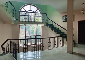 Balcony in 4 BHK Villa at Sainik Farm – for Sale