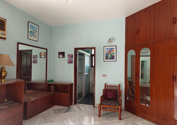 Bedroom in 4 BHK Villa at Sainik Farm – for Sale