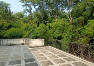 Balcony in 4 BHK Villa at Sainik Farm – for Sale