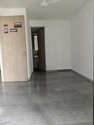 Room in 1 BHK Apartment at Lodha Enchante, Wadala – for Sale