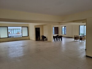 Parking in  Office Space at Pranik Chambers, Andheri East – for Sale