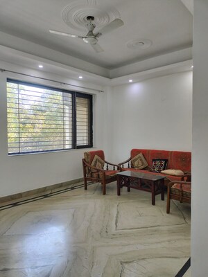 Bedroom in 2 BHK Builder Floor at Sector 46 – for Rent