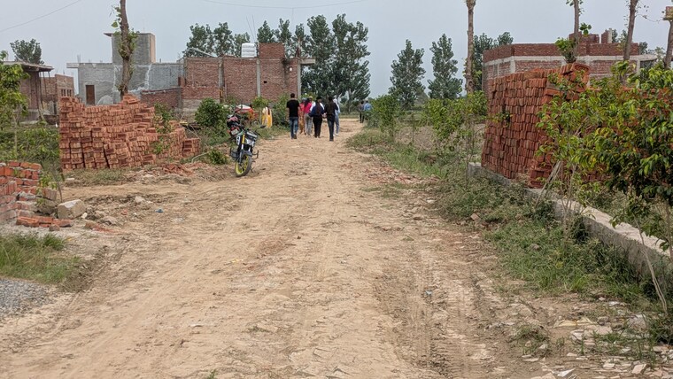 undefined, sector 144  200 Sq.Yd. Plot In Sector 144 Noida 9211366