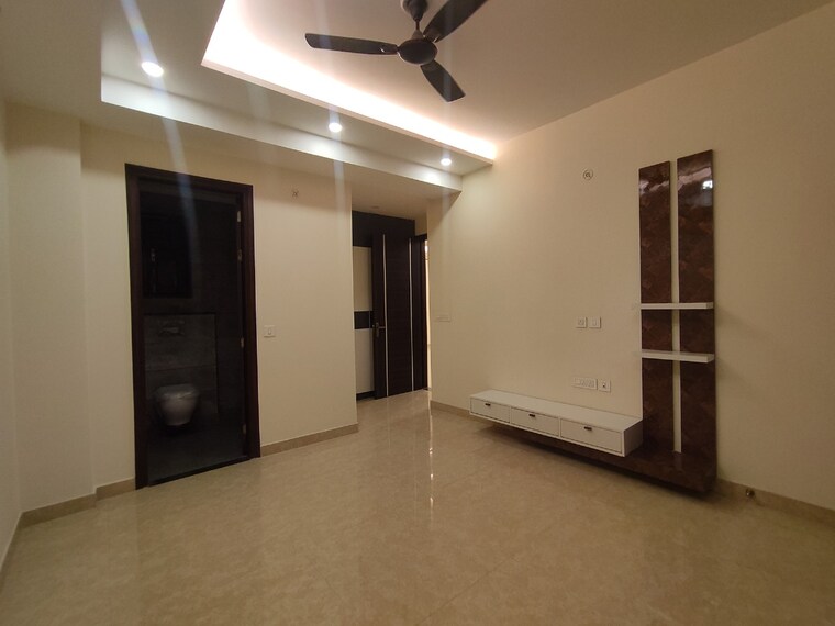 Room, dlf-city-phase-iii 3 Bedroom 214 Sq.Yd. Apartment In Sector 24 Gurgaon 9211402