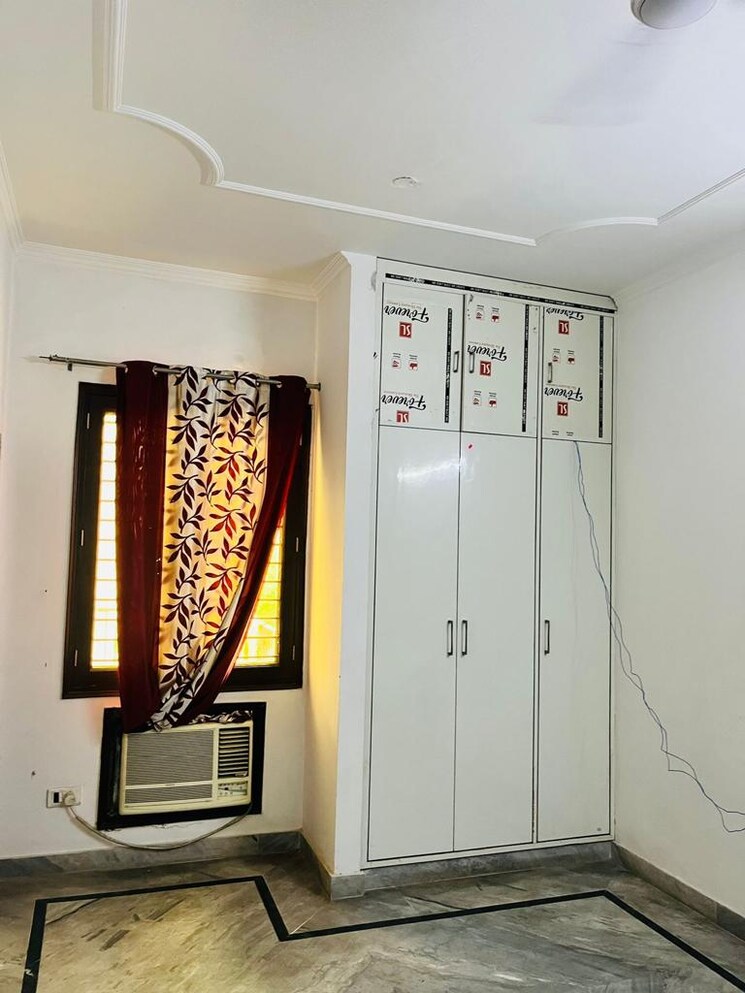 undefined, krishna nagar 2 Bedroom 855 Sq.Ft. Builder Floor In Krishna Nagar Delhi 9211426