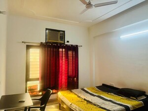 2 BHK Builder Floor For Sale in Krishna Nagar