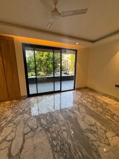 4 BHK + Pooja Room,Study Room,Extra Room Builder Floor For Sale in New Rajinder Nagar