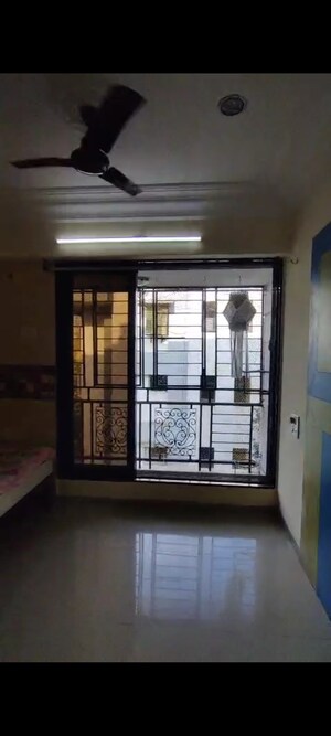 Room in 2 BHK Apartment at Vile Parle East – for Rent