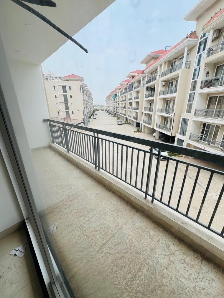Balcony, maxxus-elanza 3 Bedroom 1100 Sq.Ft. Apartment In International Airport Road Zirakpur 9211507