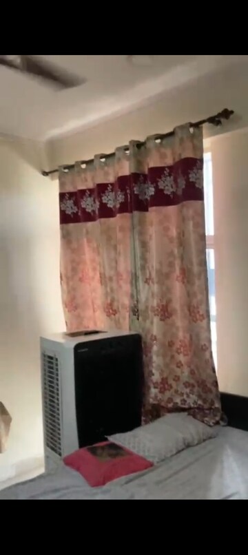 Furnished Amenities in 2 BHK Apartment at Gaur City 5th Avenue, Sector 4 Greater Noida – for Rent