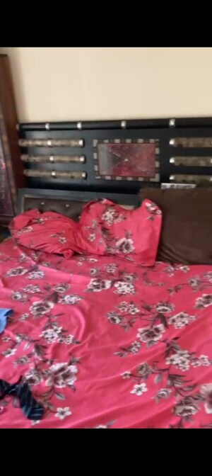 Parking in 2 BHK Apartment at Gaur City 5th Avenue, Sector 4 Greater Noida – for Rent