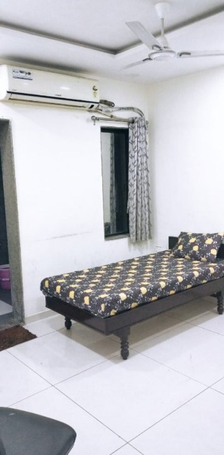 Room, arun-villa Pg For Boys & Girls In Alkapuri 9211313