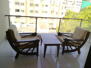 Balcony in  Pg at Arun Villa, Alkapuri – for Rent