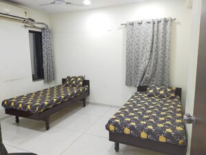  Pg For Rent in Arun Villa, Alkapuri