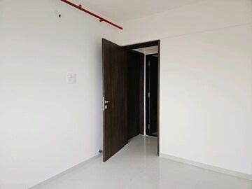 Room in 2.5 BHK Apartment at Sukhwani Hermosa Casa, Mundhwa – for Rent