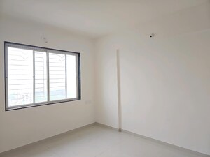 Room in 2.5 BHK Apartment at Sukhwani Hermosa Casa, Mundhwa – for Rent