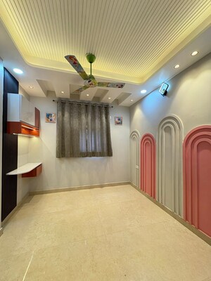 Room in 3.5 BHK Builder Floor at SA HOMES I, Uttam Nagar – for Sale