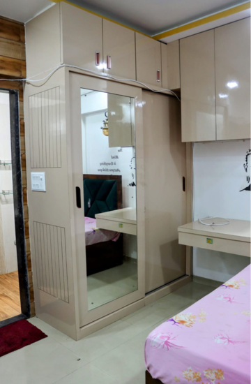 Bathroom in 6 BHK Apartment at Maitri Planet, Kharghar Sector 35i – for Rent